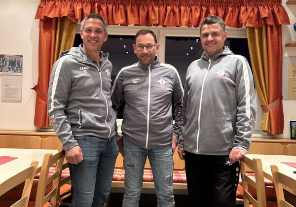 SG Thuisbrunn/Egloffstein und Trainer Jörg Welker verlängern für die Saison 25/26
